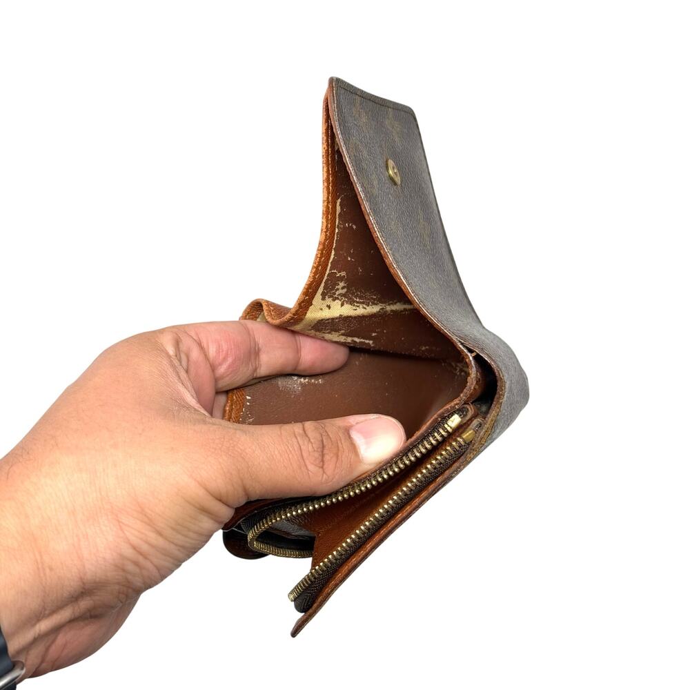 Louis Vuitton Monogram Zipper Wallet - Picture 8 of 11